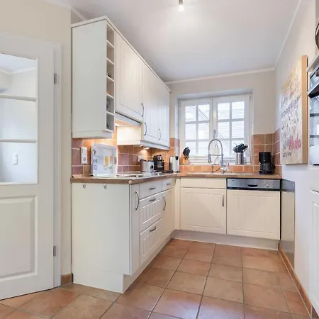 Landhaus Normannenweg App 1 Apartment Wenningstedt-Braderup